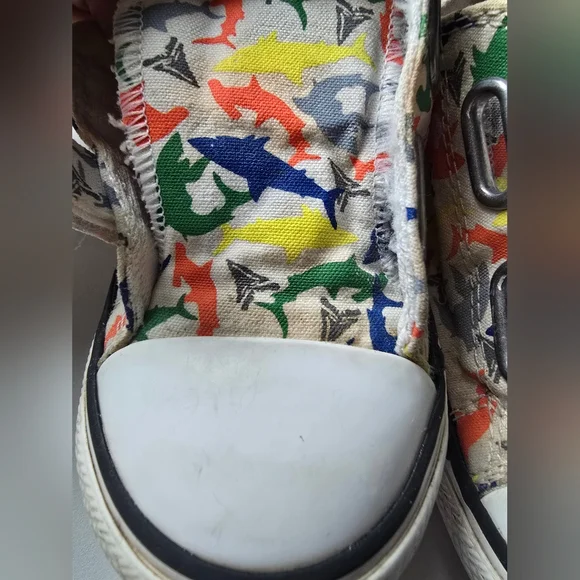 Converse Kids' Colorful Shark Print Sneakers - Picture 7 of 9